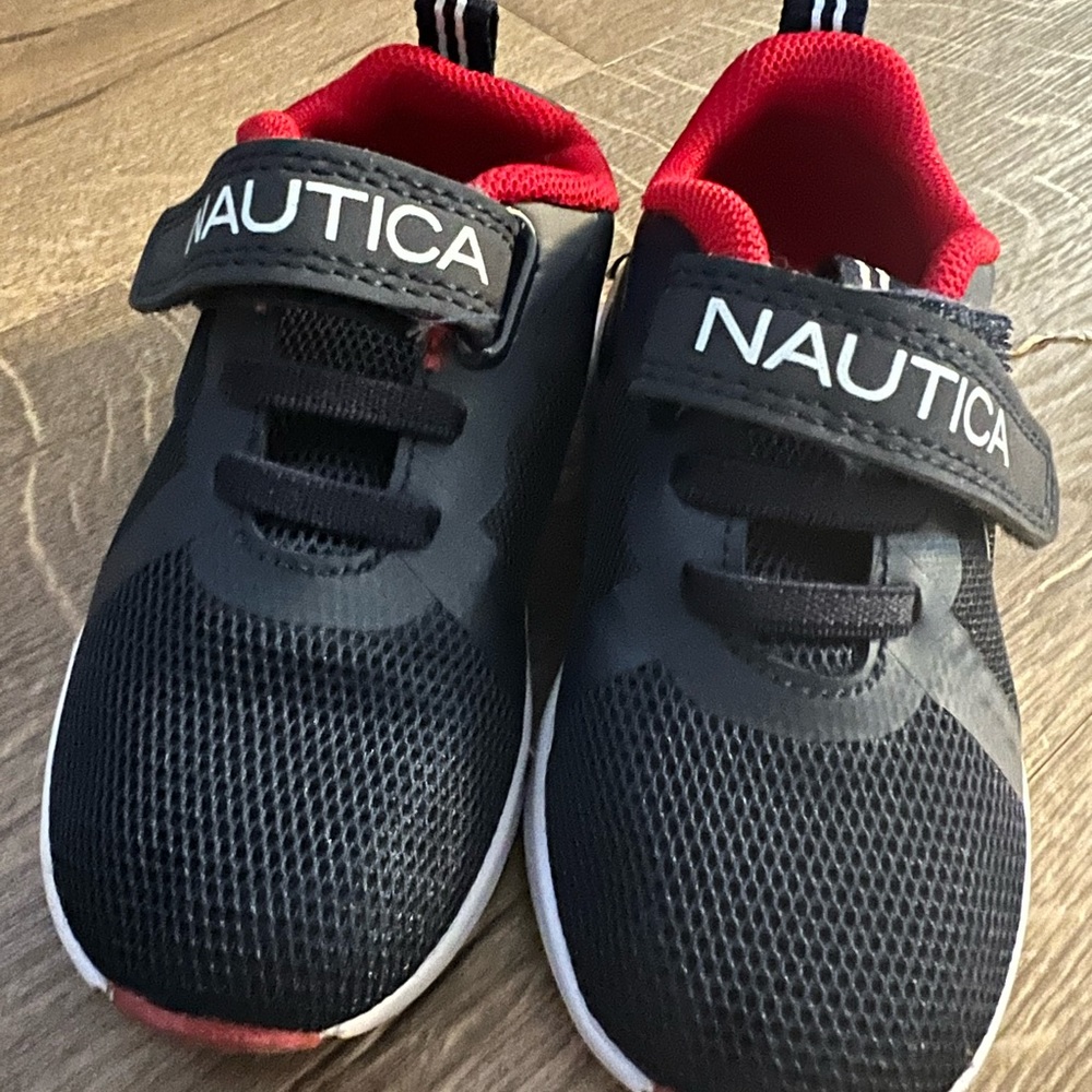 Nautical tennis shoes